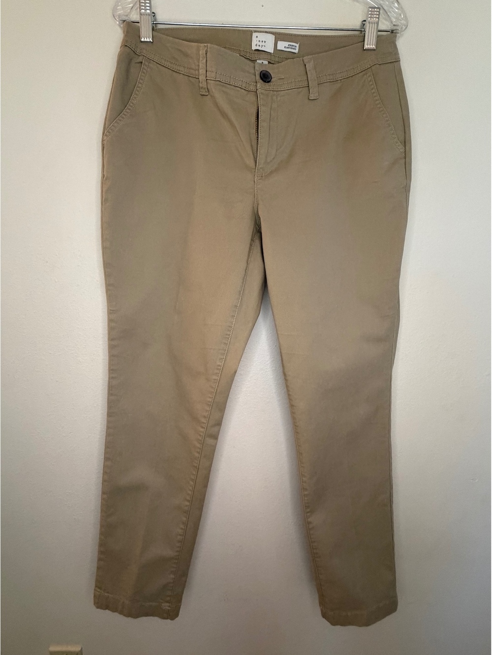 a new day Women's Stretch Khaki Pants Size 8 Beige Cotton Blend / Workwear